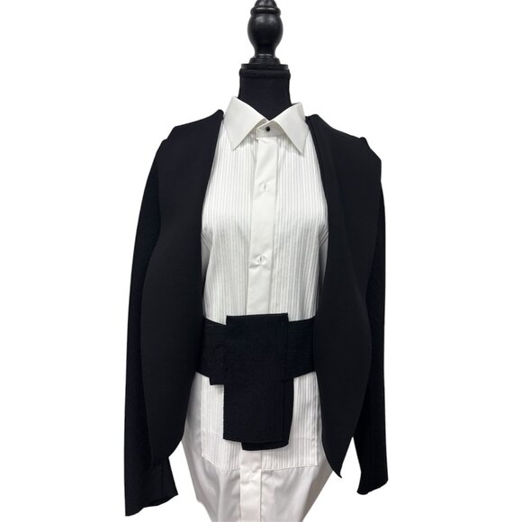 Elegant Black Blazer for Women - Picture 5 of 10